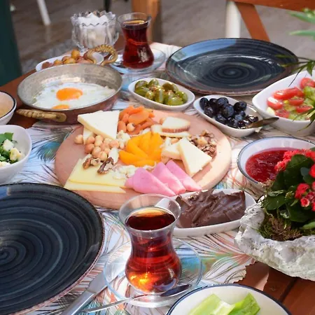 Dem Butik Alacati Homestay