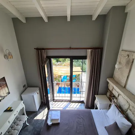 Dem Butik Alacati Cesme