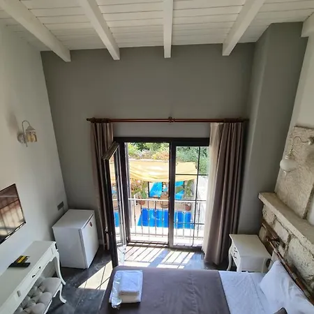 Dem Butik Alacati * Cesme