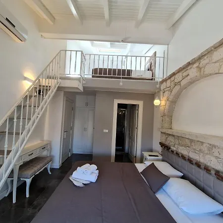Dem Butik Alacati * Cesme