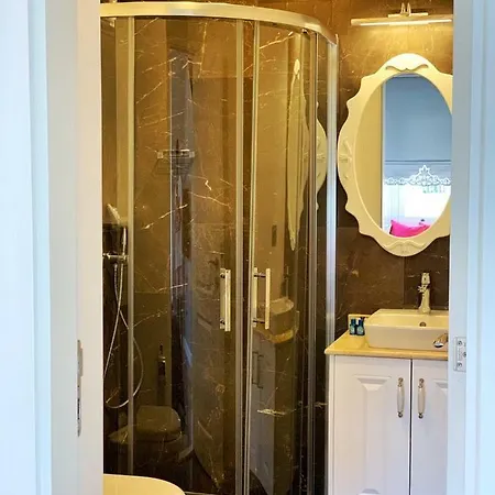 Dem Butik Alacati Cesme